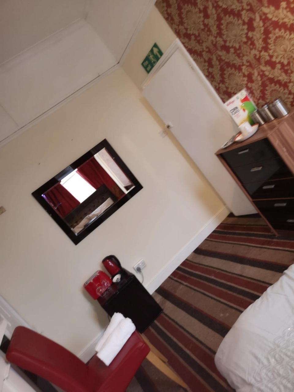 Red Carpet Guesthouse Ридинг Экстерьер фото